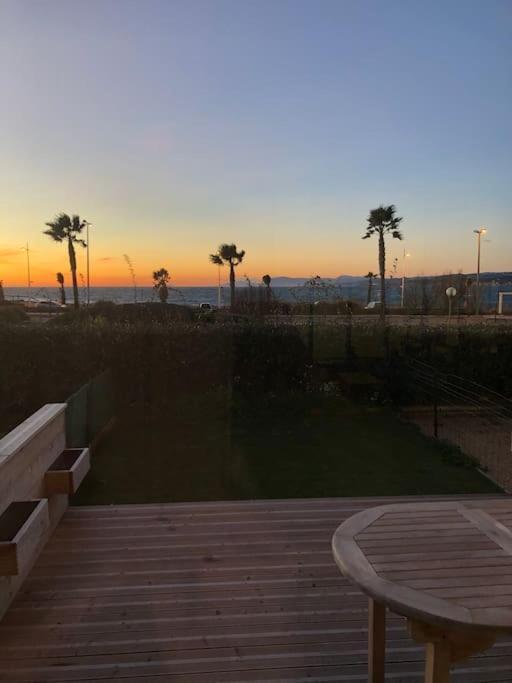 Ferienwohnung Petite Endroit Splendide. Six-Fours-les-Plages Exterior foto
